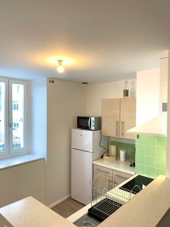 Appartement Situe Dans L'Hyper-Centre D'Auray Bagian luar foto